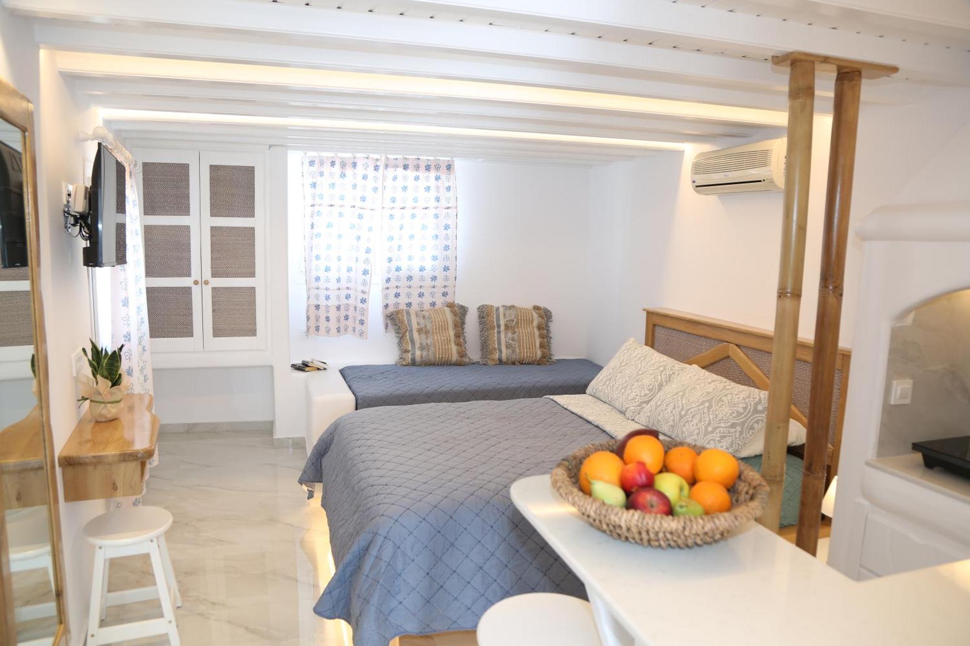 Anais * Mykonos Town
